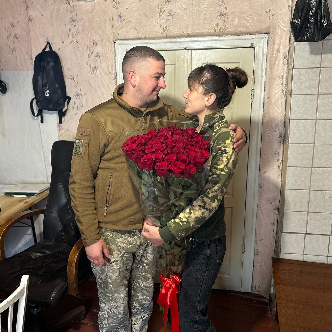 Эмоциям нет предела: воин ВСУ и звезда "Голосу країни" стал отцом